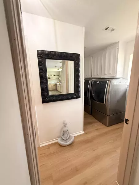 Coliving in West Arlington - Arlington, Dallas