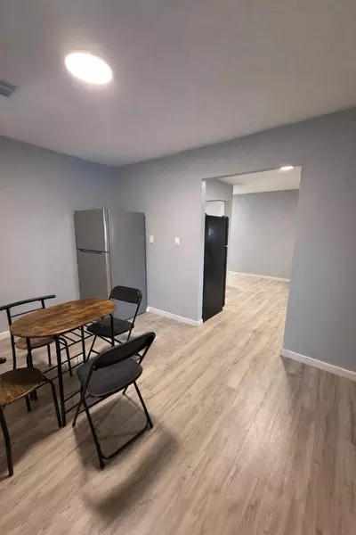 Coliving in Live Oaks Square - East Tampa, Tampa