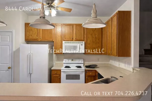 3 bedrooms apartment for rent in Mallard Creek - Withrow Downs - North Charlotte, Charlotte