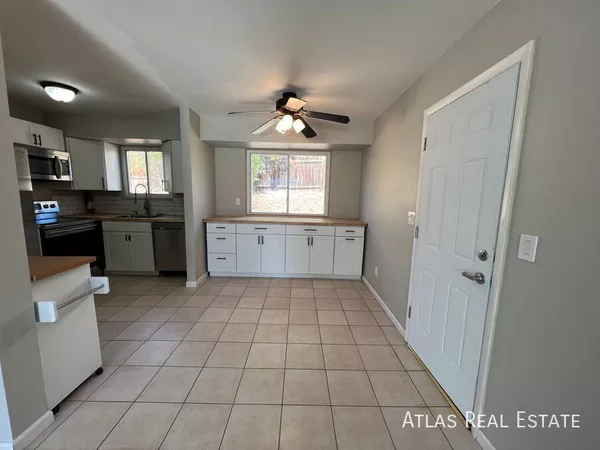 4 bedrooms apartment for rent in Northeast Colorado Springs - North COS, Colorado Springs