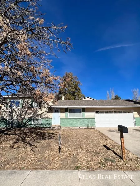 4 bedrooms apartment for rent in Northeast Colorado Springs - North COS, Colorado Springs