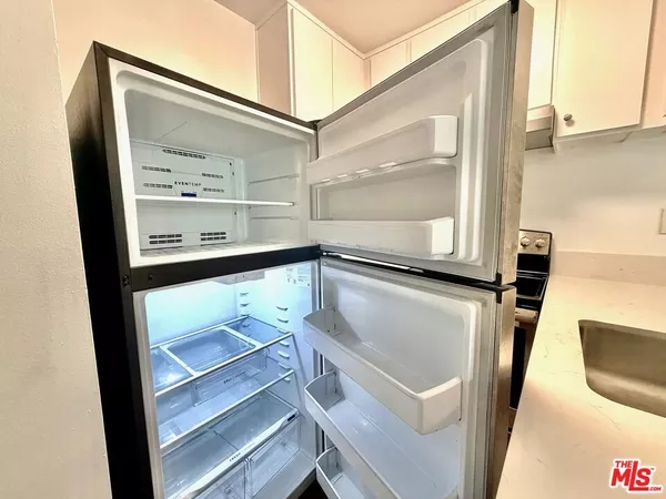 Studio Apartment for rent in Carthay - Central Los Angeles, Los Angeles