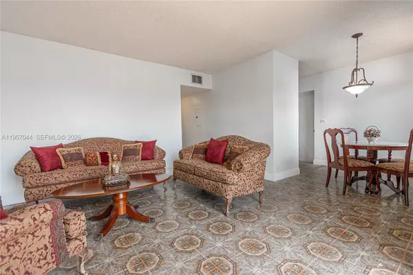 3 bedrooms apartment for rent in Tamiami - Miami Dade, Miami