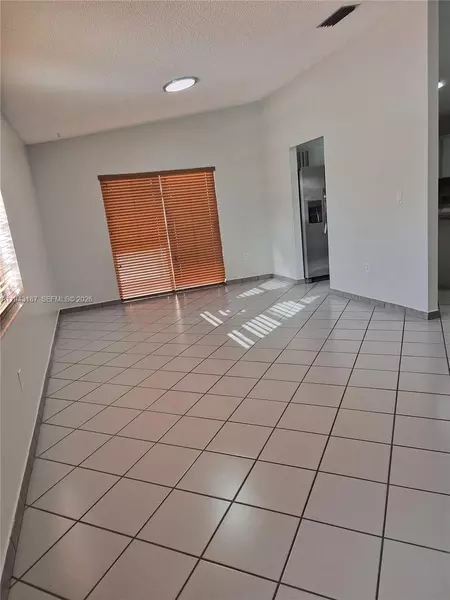 3 bedrooms apartment for rent in Tamiami - Miami Dade, Miami