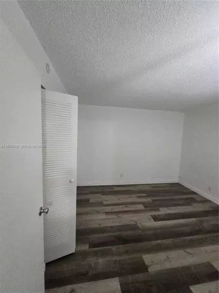 2 bedrooms apartment for rent in Tamiami - Miami Dade, Miami