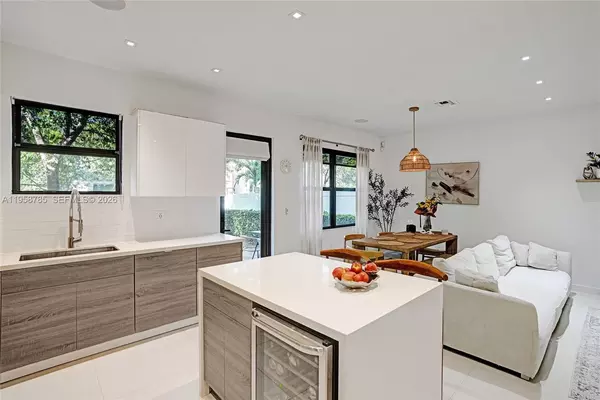 3 bedrooms apartment for rent in North Miami Beach - Miami Dade, Miami