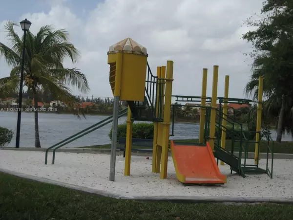 4 bedrooms apartment for rent in Tamiami - Miami Dade, Miami