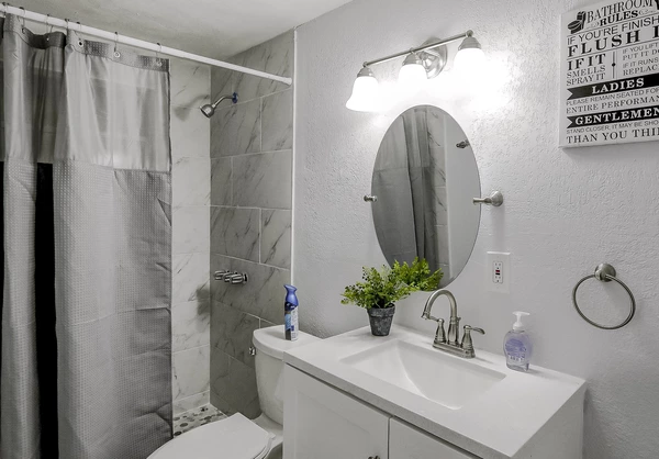 Coliving in University - North Tampa, Tampa