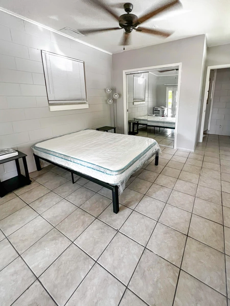 Coliving in Engelwood Park - East Orlando, Orlando