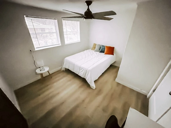 Coliving in Sulphur Springs - North Tampa, Tampa