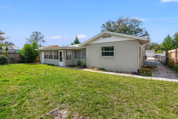 Coliving in University Square - North Tampa, Tampa