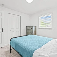 Coliving in Cedar Hills - Westside, Jacksonville