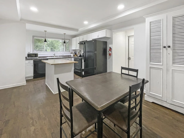 Coliving in Sylvan Hills - South Atl, Atlanta