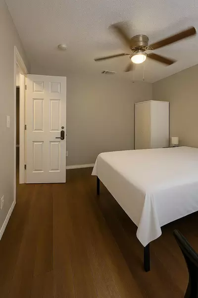 Coliving in DeSoto - Sw Dallas, Dallas