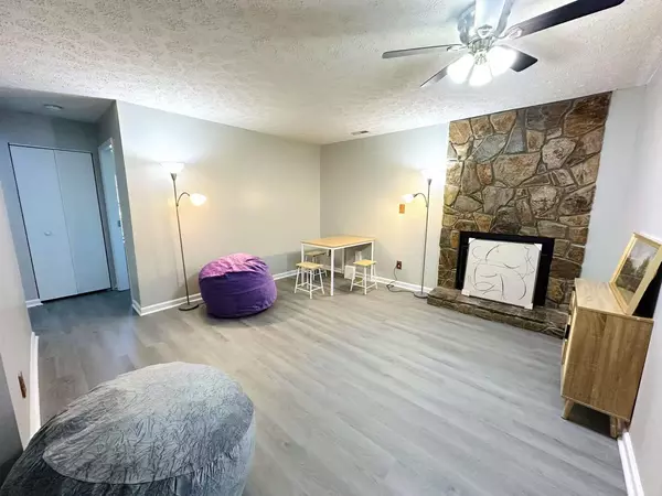 Coliving in Gorman - Outer Triangle, Raleigh