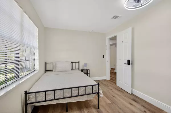 Coliving in Riverview - East Tampa, Tampa