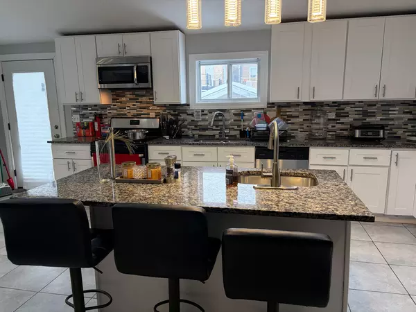 Coliving in Riverdale - Far Southeast Side, Chicago