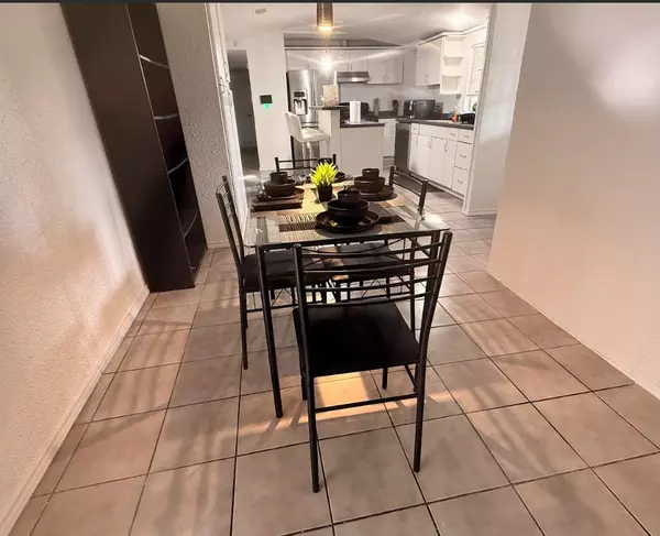 Coliving in Northshore - Ne Houston, Houston