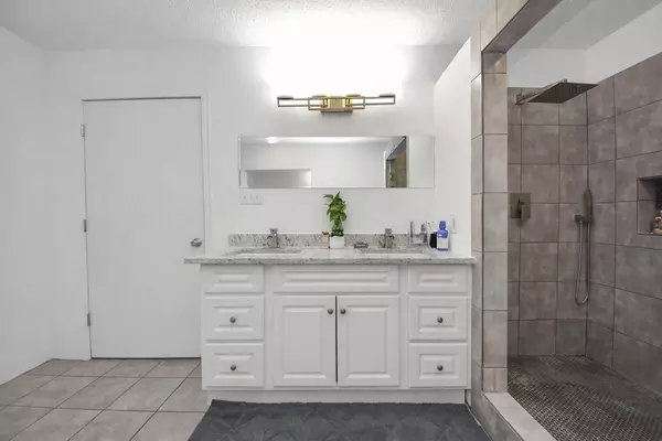 Coliving in Northshore - Ne Houston, Houston