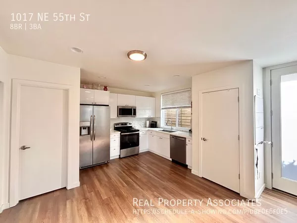 8 bedrooms apartment for rent in University District - North Seattle, Seattle