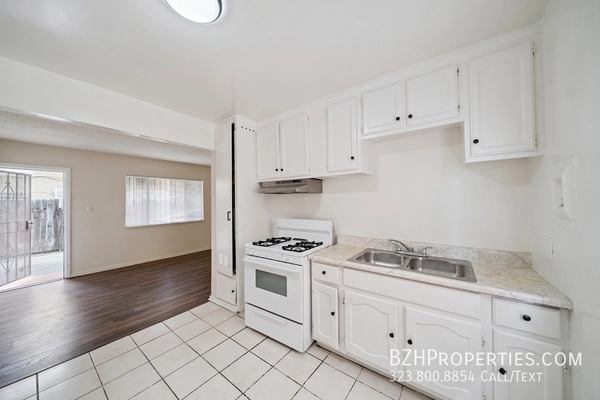 2 bedrooms apartment for rent in South Los Angeles - Central Los Angeles, Los Angeles