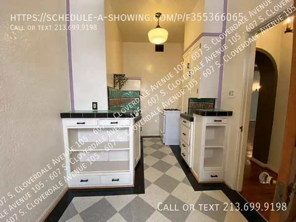 Studio Apartment for rent in Mid Wilshire - Central Los Angeles, Los Angeles