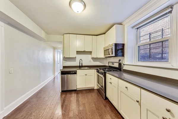 2 bedrooms apartment for rent in Ukrainian Village - West Side, Chicago