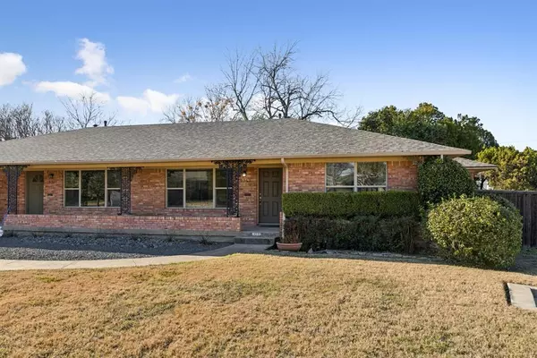 2 bedrooms apartment for rent in Casa Linda - Ne Dallas, Dallas