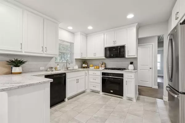 2 bedrooms apartment for rent in Casa Linda - Ne Dallas, Dallas