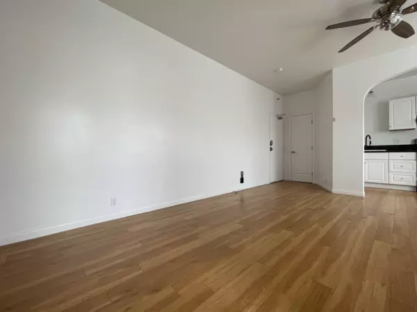Studio Apartment for rent in Larchmont - Central Los Angeles, Los Angeles