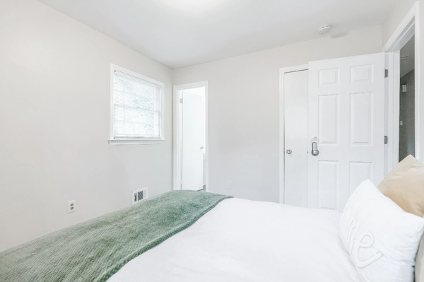 Coliving in Lakewood Heights - South Atl, Atlanta