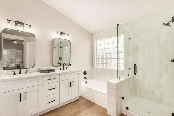 Coliving in Gilbert - SE Valley, Phoenix