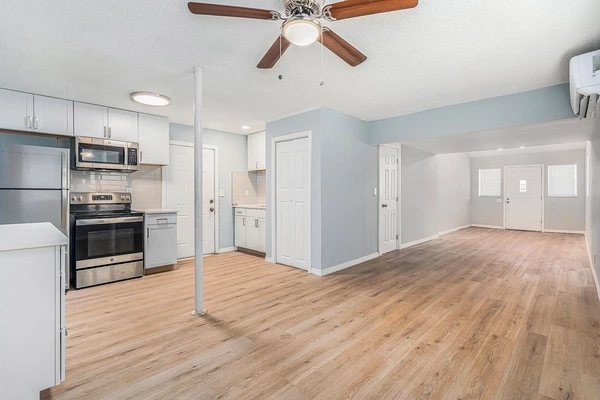 Coliving in Macfarlane Park - West Tampa, Tampa