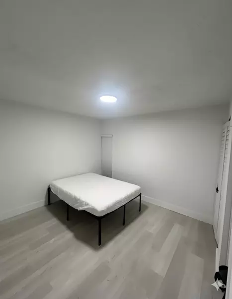 Coliving in Sulphur Springs - North Tampa, Tampa