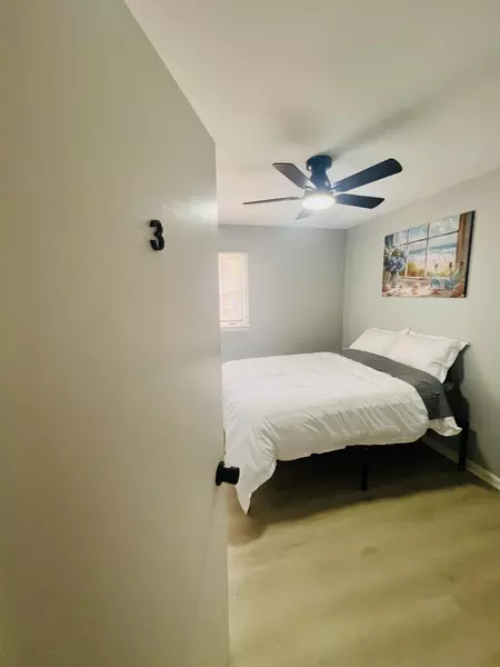 Coliving in North Sharon Amity / Reddman Road - East Charlotte, Charlotte