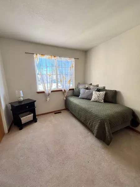 Coliving in Cimarron Hills - East COS, Colorado Springs