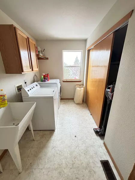 Coliving in Cimarron Hills - East COS, Colorado Springs