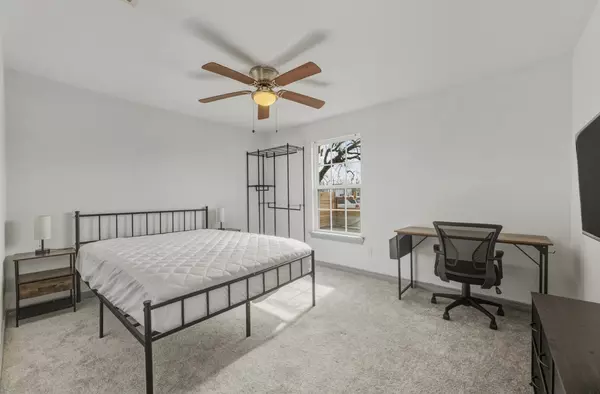 Coliving in Independence Heights - Nw Houston, Houston