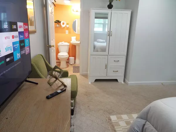 Coliving in Alexandria - Inner VA, Washington DC