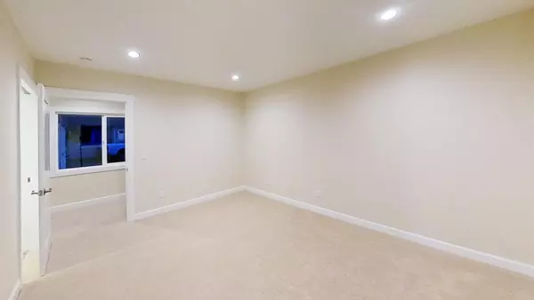 Coliving in Hillsboro - Outer Portland, Portland