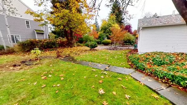 Coliving in Hillsboro - Outer Portland, Portland