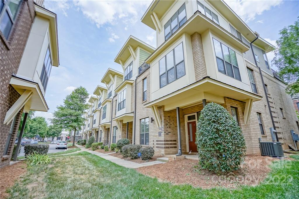 Coliving in NoDa - Central Charlotte, Charlotte