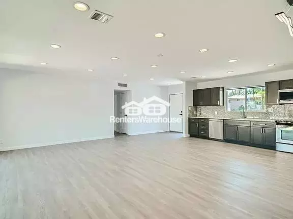 4 bedrooms apartment for rent in Biltmore Area - Phoenix, Phoenix