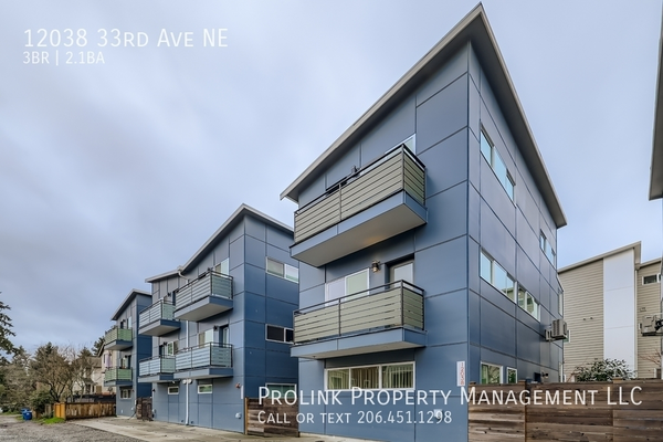 3 bedrooms apartment for rent in Lake City - North Seattle, Seattle