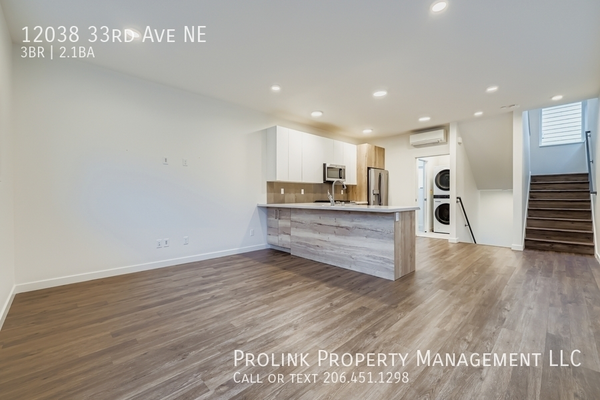 3 bedrooms apartment for rent in Lake City - North Seattle, Seattle