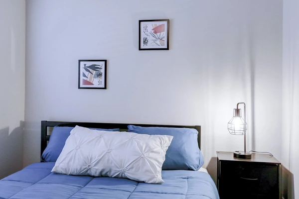 Coliving in Live Oaks Square - East Tampa, Tampa