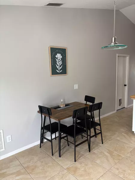 Coliving in Melbourne - Outer Orlando, Orlando