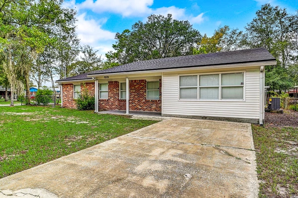 Coliving in Cedar Hills - Westside, Jacksonville