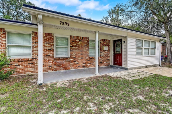 Coliving in Cedar Hills - Westside, Jacksonville