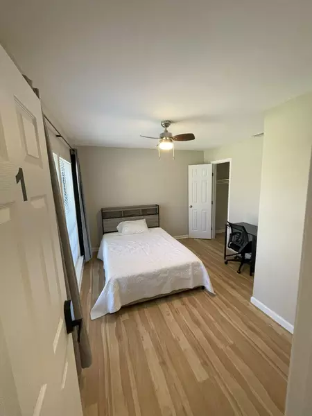 Coliving in Garland - Ne Dallas, Dallas